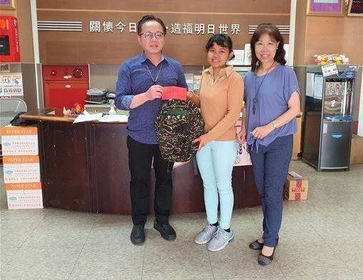 女移工離台前「捐薪助貧童」省吃儉用養3弟妹：我知道貧窮有多苦！社工歎：「30年頭一次見」