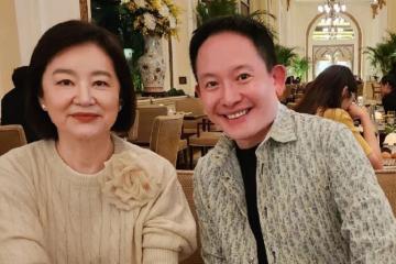 68歲林青霞與向華強侄子聚餐，無名指戴巨大鑽戒，素顏仍貴氣優雅