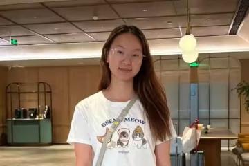 出生4天被強行抱走,1歲赴瑞典:23歲女孩跨越兩萬里尋根,拼湊完整人生